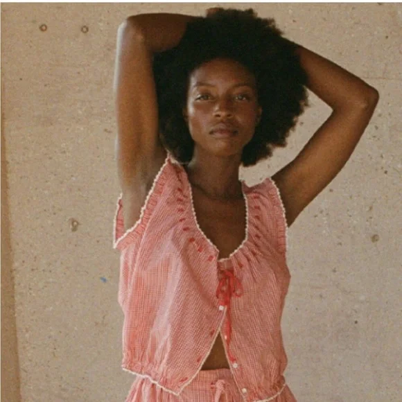 Doen Traveler Top in Cerise Paris - Picture 2 of 9